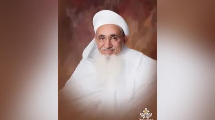 Bohra community head Syedna Saifuddin to address Muharram sermons in Karachi